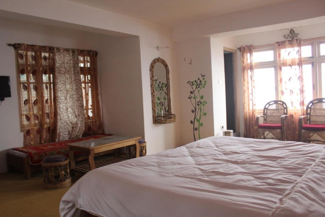 The Ace Pine Valley Hotel Pelling Ngoại thất bức ảnh